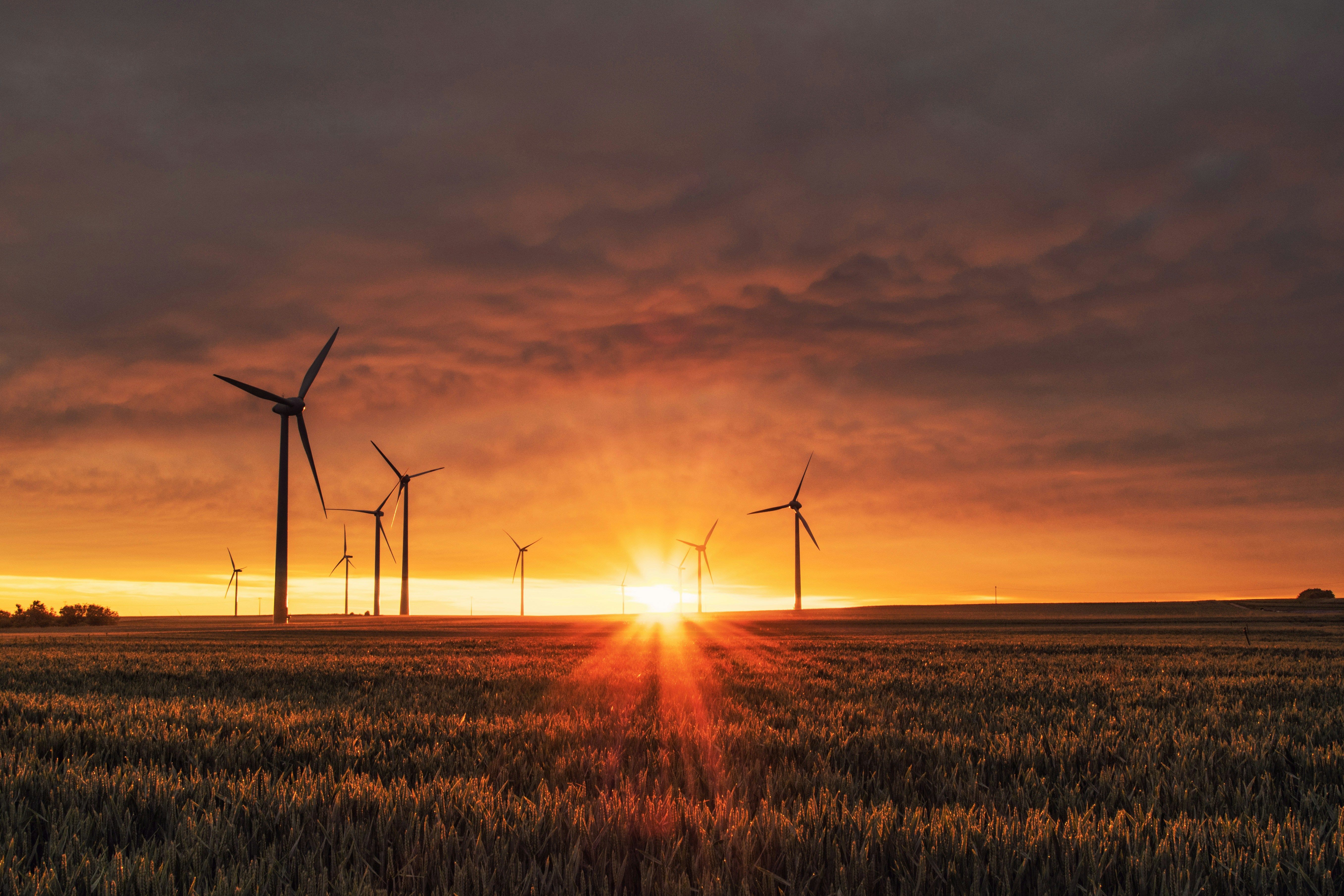 A picture of a wind turbine.